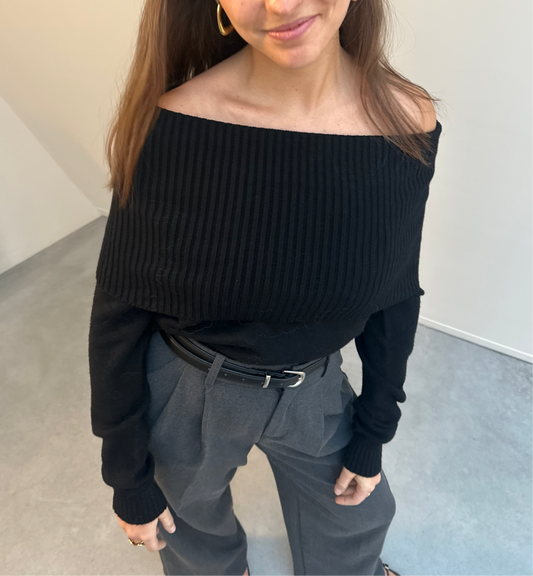LOLA OFF SHOULDER JUMPER - BLACK