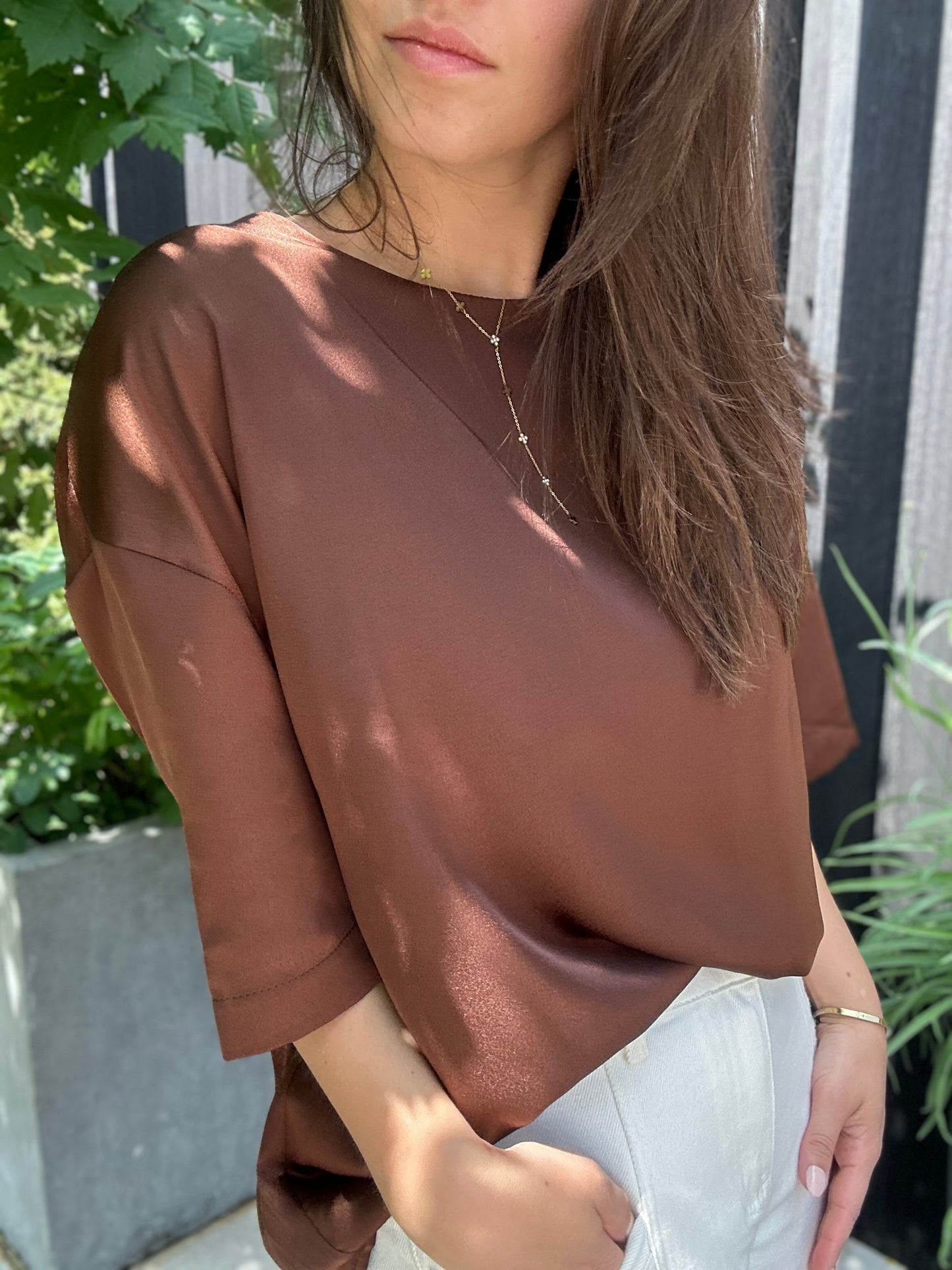 SATIN TEE