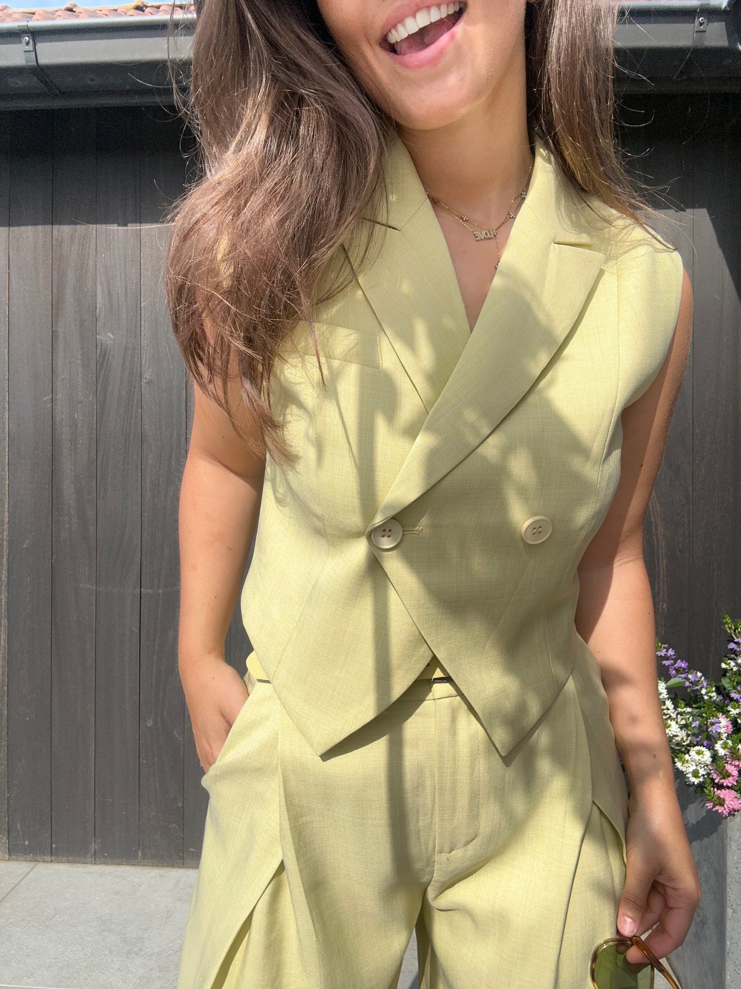 SUNNY SET